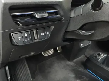 2022 Kia EV6 с пробегом 84 342 км
