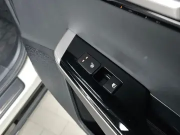 2022 Kia EV6 с пробегом 84 342 км