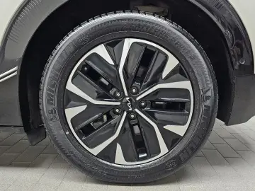 2022 Kia EV6 с пробегом 84 342 км