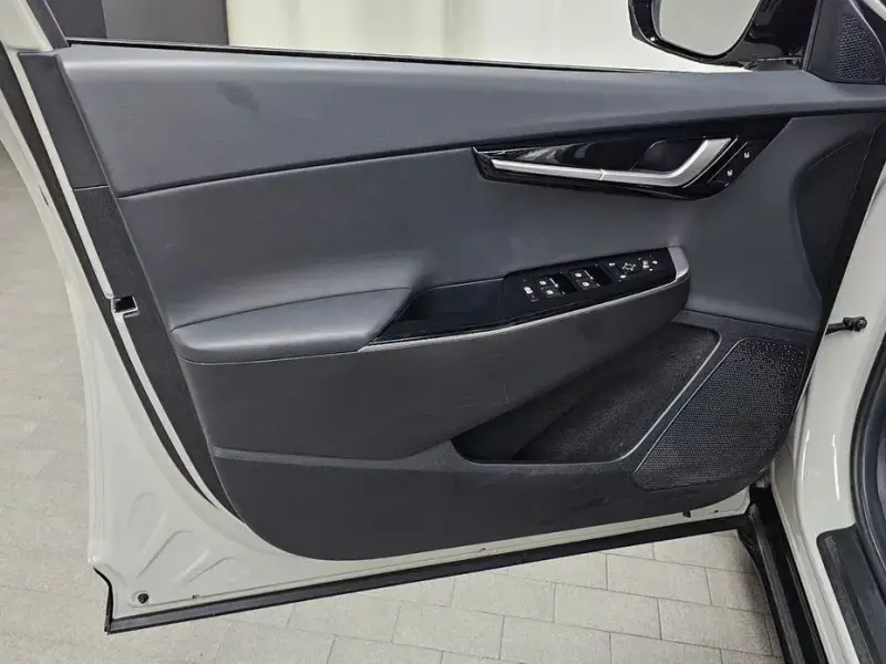 2022 Kia EV6 с пробегом 84 342 км