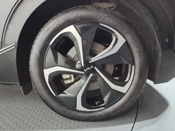 2022 Kia EV6 с пробегом 61 191 км