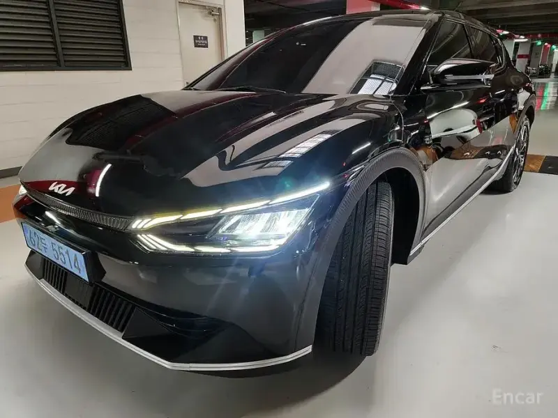 2022 Kia EV6 с пробегом 71 630 км