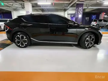 2022 Kia EV6 с пробегом 71 630 км