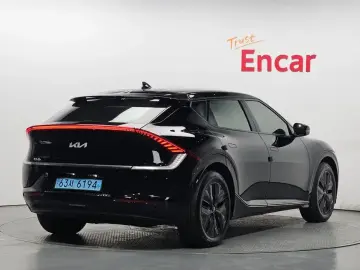 2023 Kia EV6 с пробегом 79 092 км