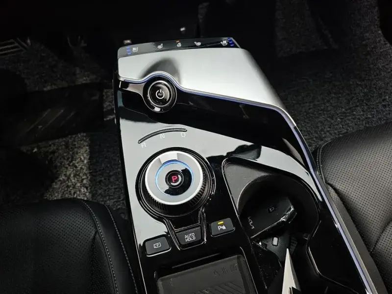 2023 Kia EV6 с пробегом 79 092 км