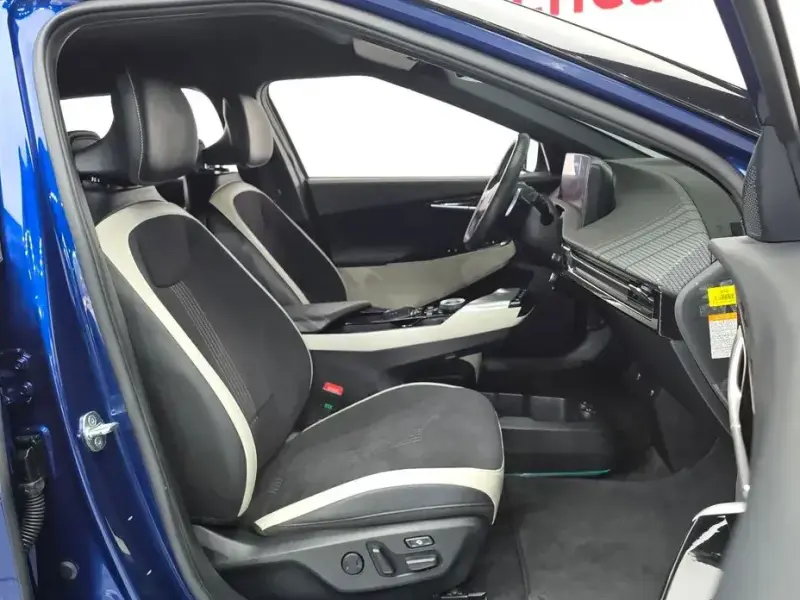 2022 Kia EV6 с пробегом 67 525 км