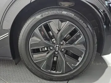 2023 Kia EV6 с пробегом 79 092 км