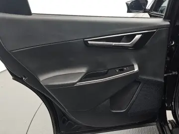 2023 Kia EV6 с пробегом 79 092 км