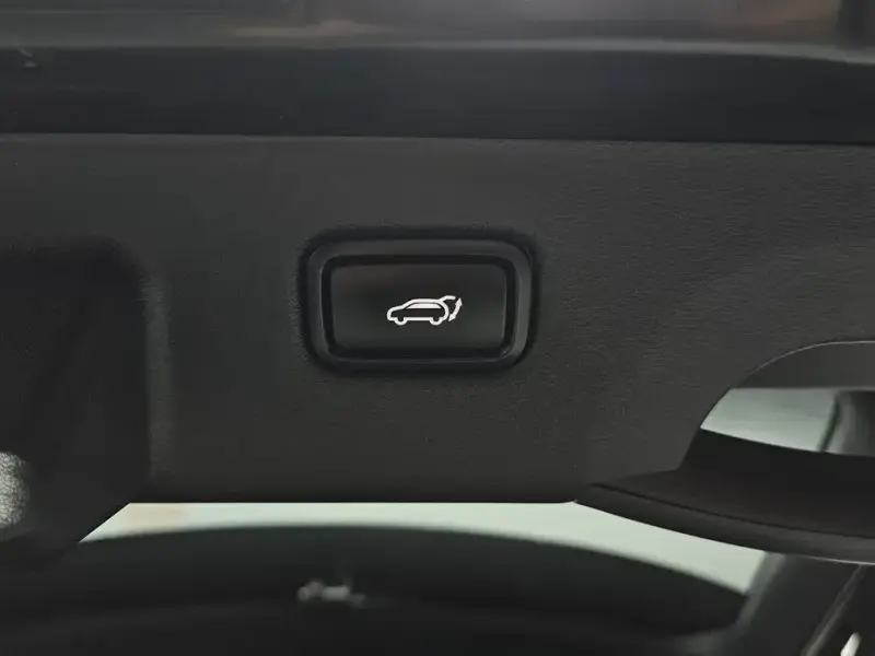 2023 Kia EV6 с пробегом 79 092 км
