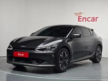 2022 Kia EV6 с пробегом 13 845 км