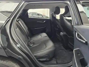 2022 Kia EV6 с пробегом 13 845 км