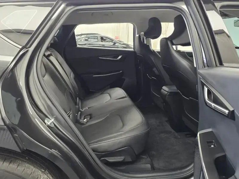 2022 Kia EV6 с пробегом 13 845 км