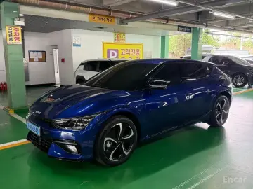2022 Kia EV6 с пробегом 67 525 км