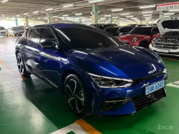2022 Kia EV6 с пробегом 67 525 км