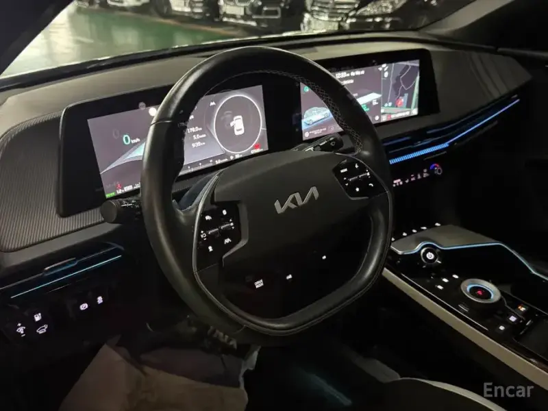2022 Kia EV6 с пробегом 67 525 км