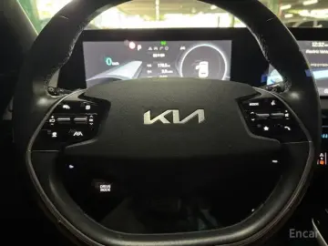 2022 Kia EV6 с пробегом 67 525 км