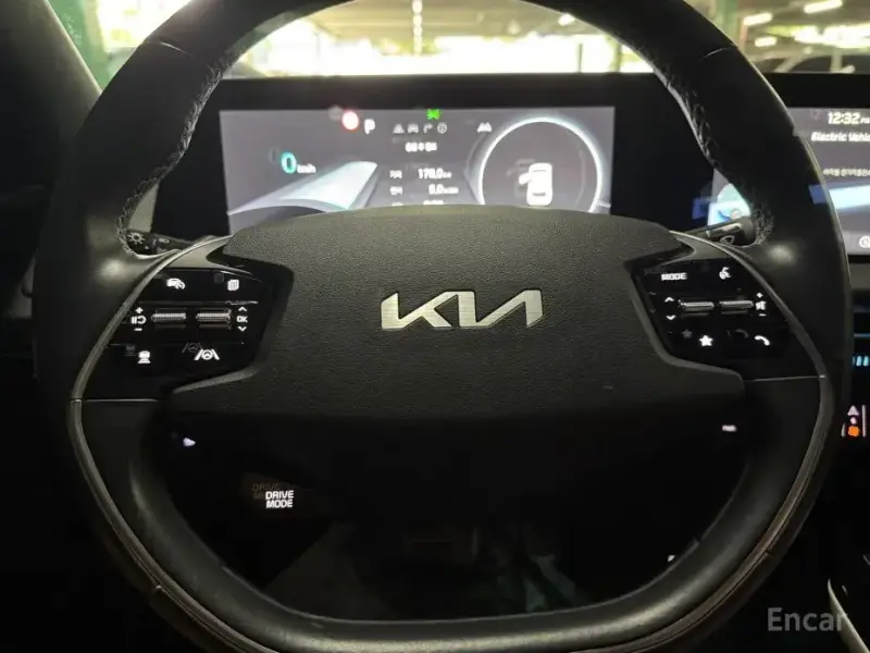 2022 Kia EV6 с пробегом 67 525 км