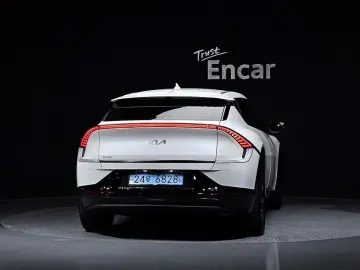 2024 Kia EV6 с пробегом 8 811 км