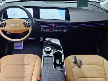 2024 Kia EV6 с пробегом 8 811 км