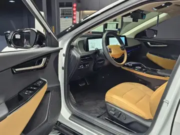 2024 Kia EV6 с пробегом 8 811 км