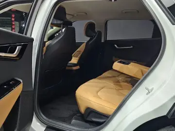 2024 Kia EV6 с пробегом 8 811 км