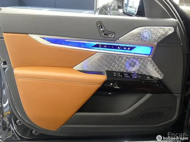 2024 BMW i7 с пробегом 5 614 км