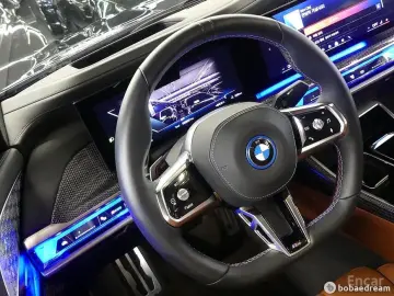 2024 BMW i7 с пробегом 5 614 км