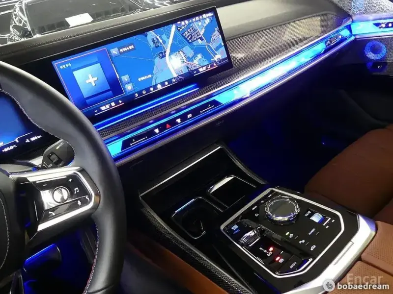 2024 BMW i7 с пробегом 5 614 км