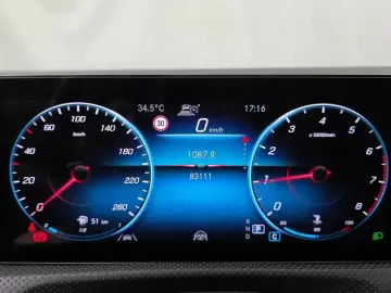 2023 Mercedes-Benz CLA с пробегом 83 111 км