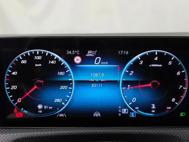2023 Mercedes-Benz CLA с пробегом 83 111 км