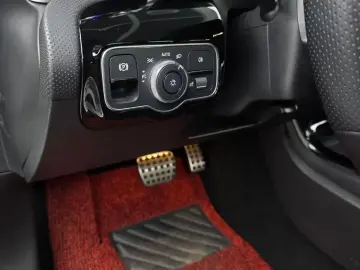 2023 Mercedes-Benz CLA с пробегом 83 111 км