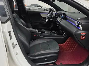 2023 Mercedes-Benz CLA с пробегом 83 111 км