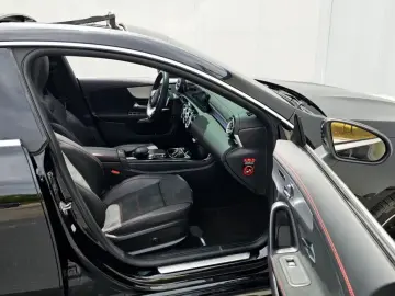 2022 Mercedes-Benz CLA с пробегом 64 612 км