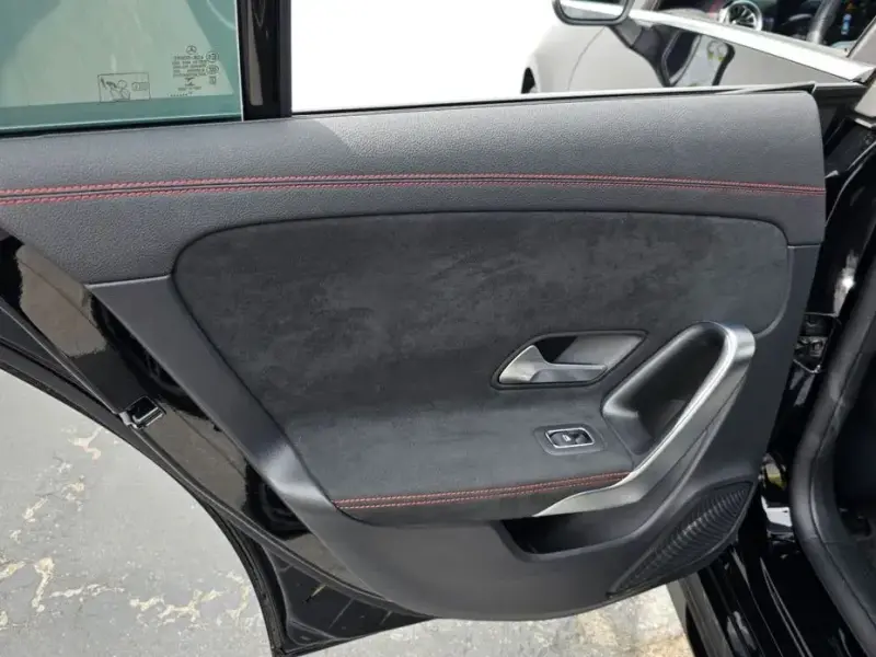 2022 Mercedes-Benz CLA с пробегом 64 612 км