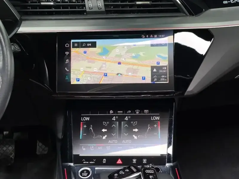 2021 Audi e-tron с пробегом 83 974 км