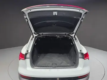 2022 Audi e-tron с пробегом 68 149 км