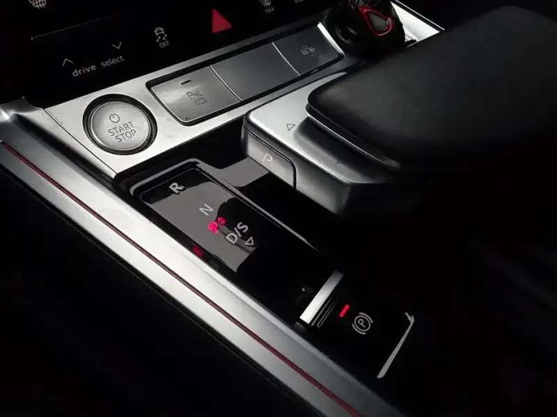 2020 Audi e-tron с пробегом 183 143 км