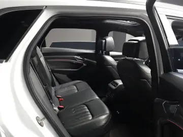 2020 Audi e-tron с пробегом 183 143 км