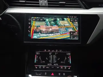 2020 Audi e-tron с пробегом 183 143 км