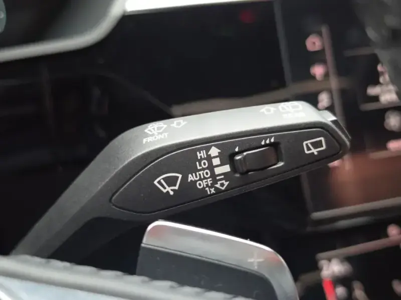 2020 Audi e-tron с пробегом 56 868 км