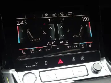 2020 Audi e-tron с пробегом 56 868 км