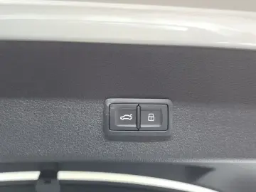 2021 Audi e-tron с пробегом 151 664 км