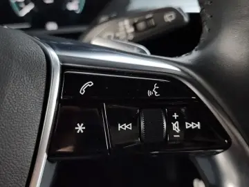 2020 Audi e-tron с пробегом 159 987 км
