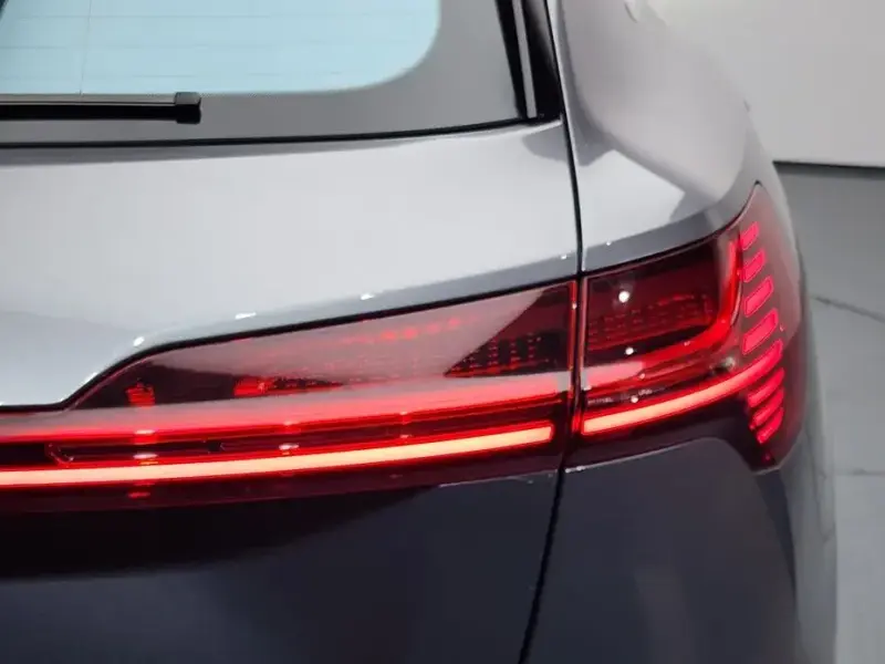 2020 Audi e-tron с пробегом 159 987 км