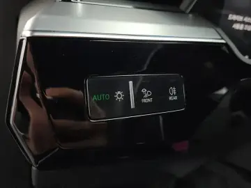 2021 Audi e-tron с пробегом 151 664 км