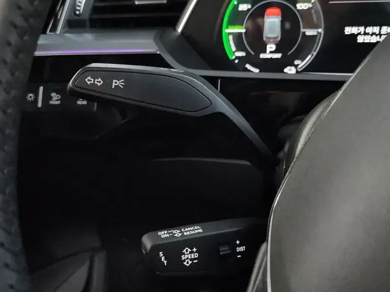 2020 Audi e-tron с пробегом 159 987 км