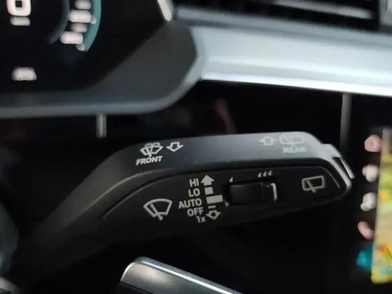 2020 Audi e-tron с пробегом 159 987 км