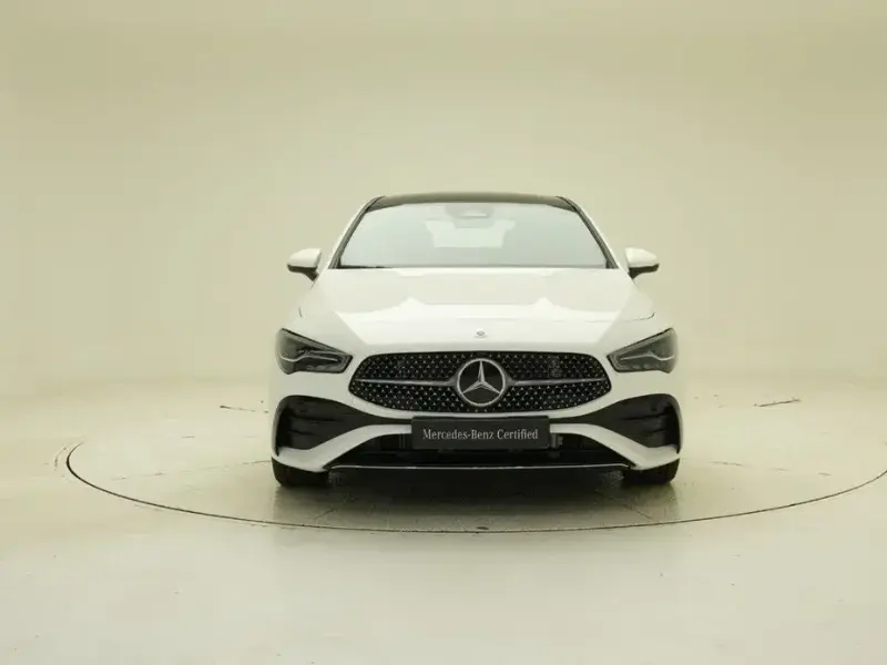 2025 Mercedes-Benz CLA с пробегом 228 км