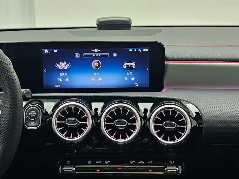 2025 Mercedes-Benz CLA с пробегом 228 км