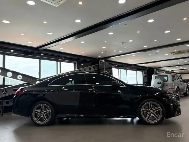 2025 Mercedes-Benz CLA с пробегом 353 км